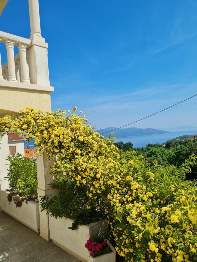 Apartman En Mošćenička Draga Buitenkant foto