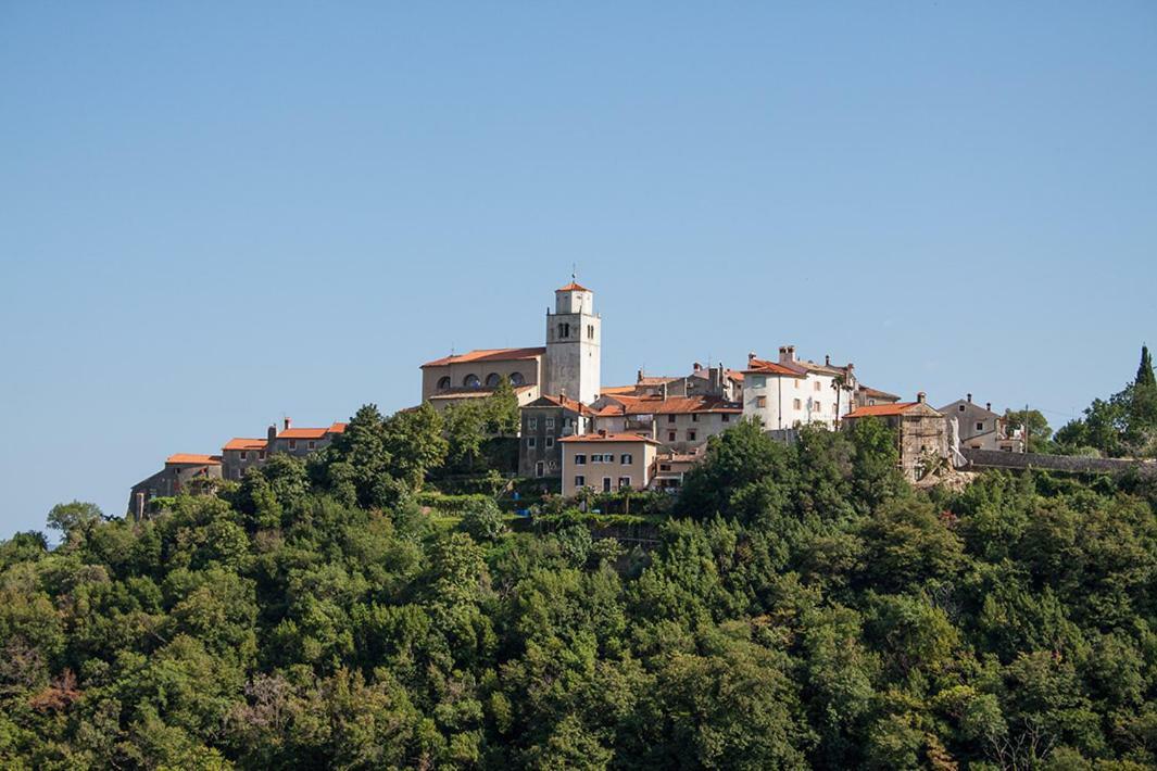 Apartman En Mošćenička Draga Buitenkant foto